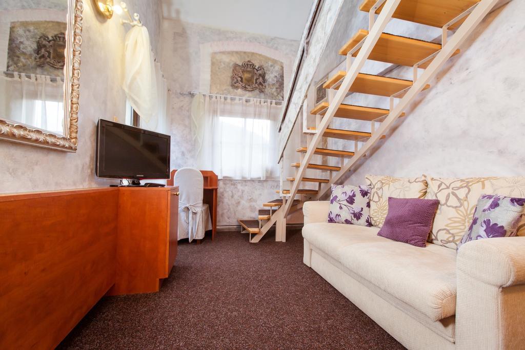 Bonato Hotel Наход Экстерьер фото