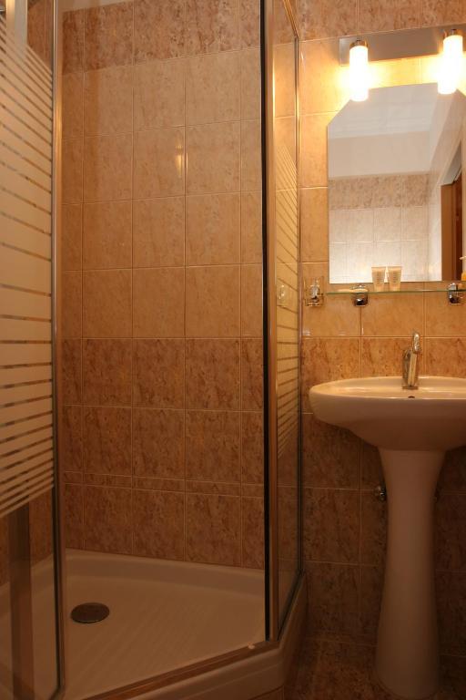 Bonato Hotel Наход Номер фото